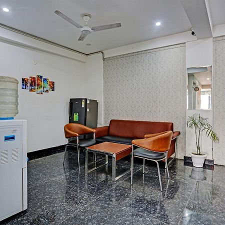Hotel O Vikrant Residency Gurgaon Bagian luar foto