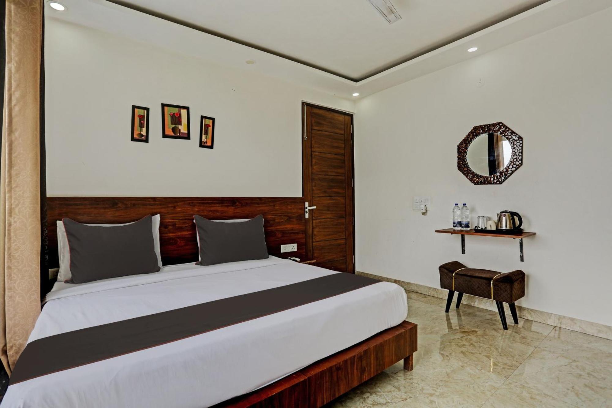 Hotel O Vikrant Residency Gurgaon Bagian luar foto