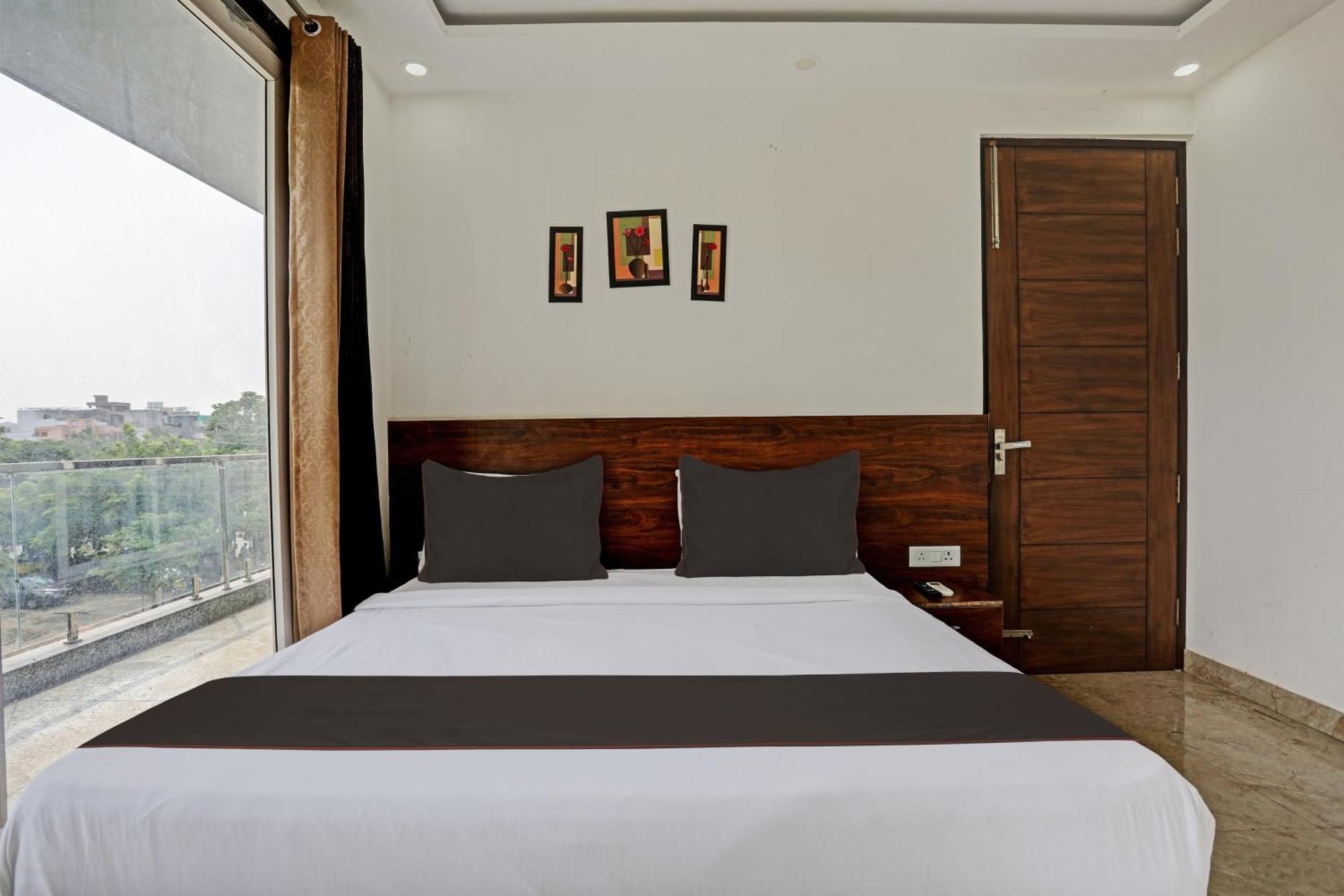 Hotel O Vikrant Residency Gurgaon Bagian luar foto