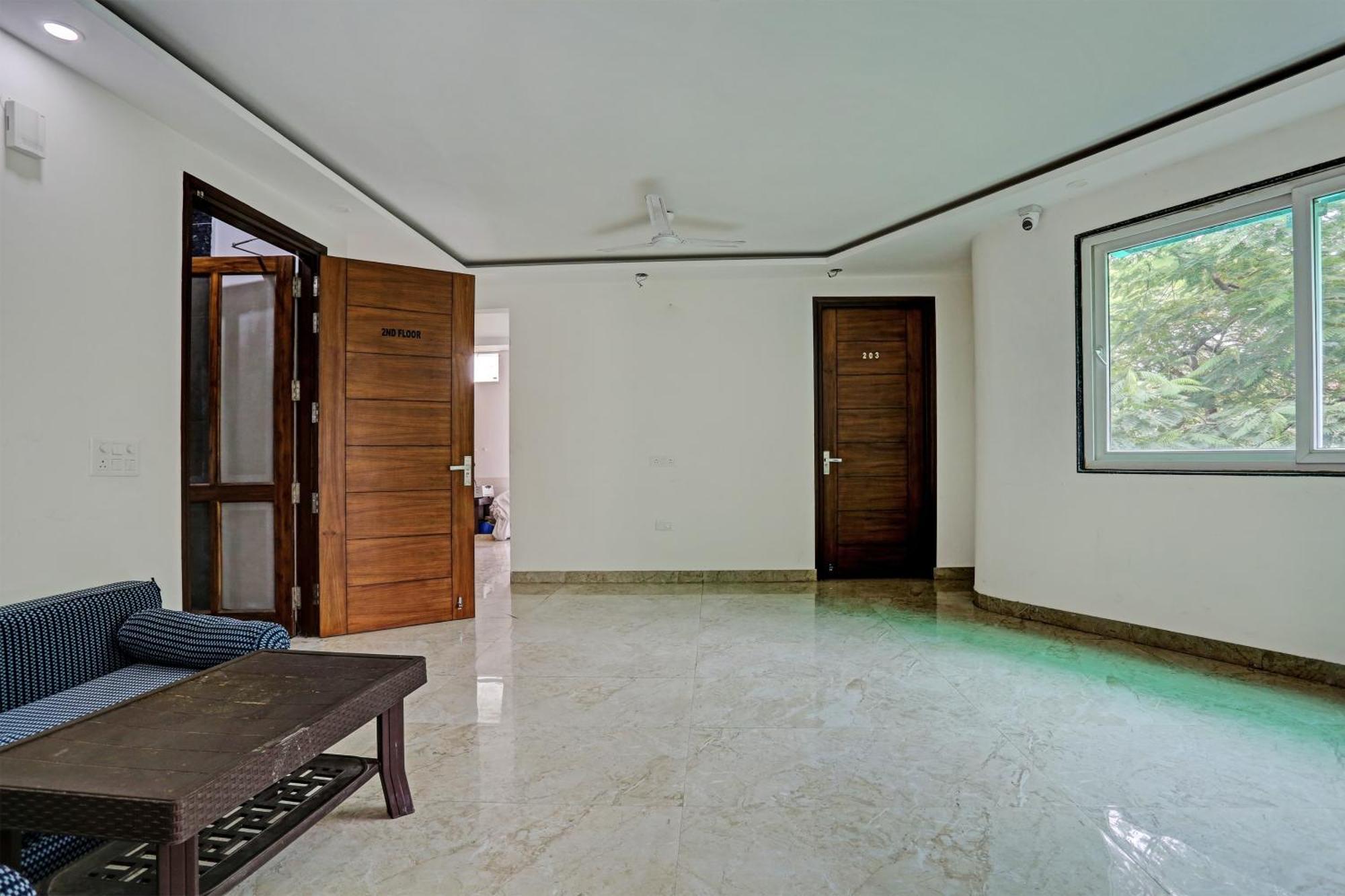 Hotel O Vikrant Residency Gurgaon Bagian luar foto